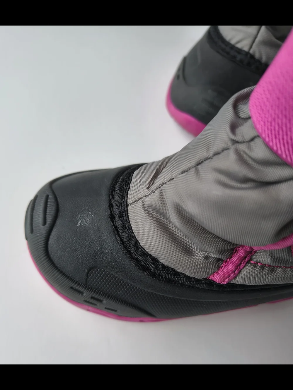Kamik Snowbug 5 Toddler Winter Boots Size 9/26 Gray/Pink Waterproof Insulated